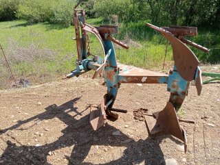 Arado de tractor