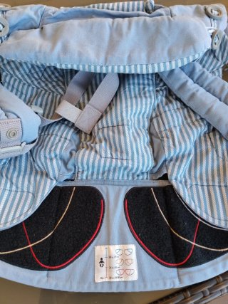 Mochila Ergobaby para bebé azul