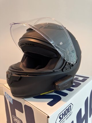 Casco Shoei NXR2 + Intercom Cardo Spirit HD