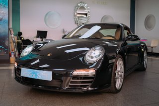 PORSCHE 911 4S PDK