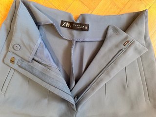 Pantalón de Pinzas Azul Cielo Zara - Talla S