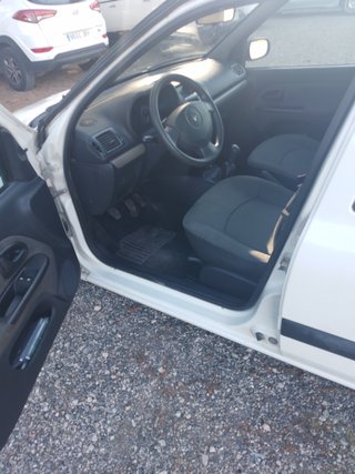 Renault Clio 2005