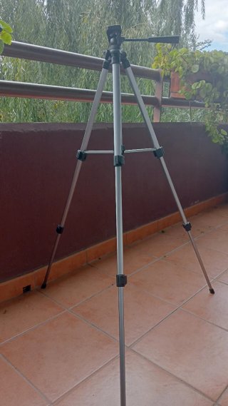 Trípode TP-2430 para videocámara