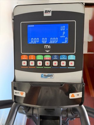 Elíptica BH ZK900