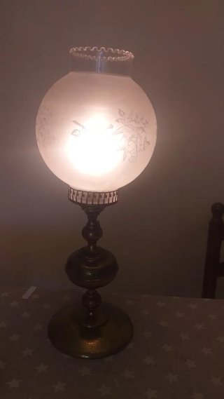 Lámpara de mesa Kinke