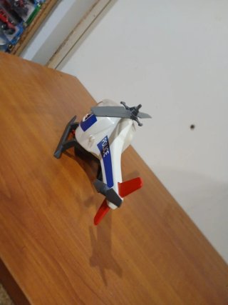 Helicóptero Policía Playmobil A-HPMT Este 7€