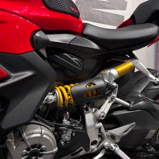 Ducati Streetfighter V2