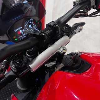 Ducati Streetfighter V2