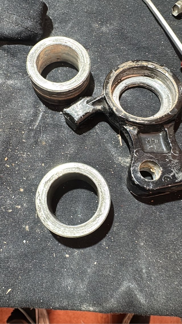Casquillo metálico para piezas