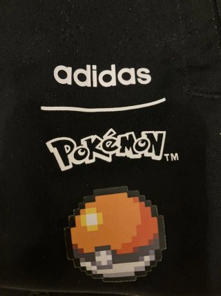 Chándal Adidas junior edición especial Pokémon