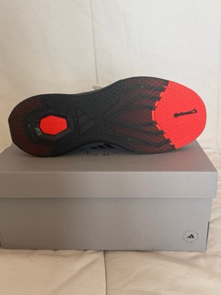 Sneakers Adidas Stella McCartney bianche e rosse