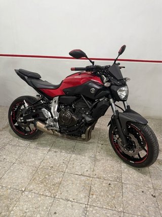 Yamaha MT 07 A2 2015