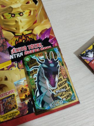 Revista Ninjago cole SIN ABRIR