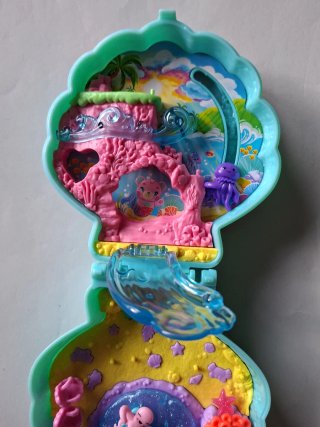 Polly Pocket Isla Purpurina