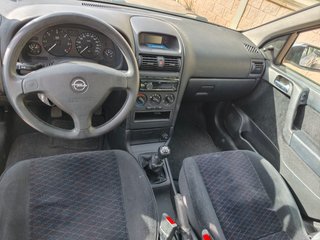 Opel Astra 2.0 di