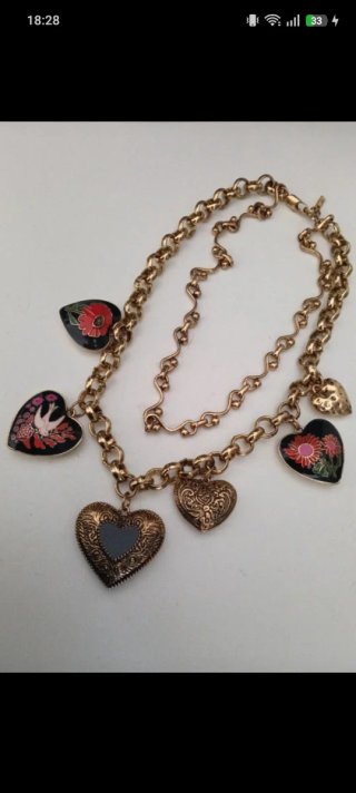 Collana Zara con ciondoli a cuore