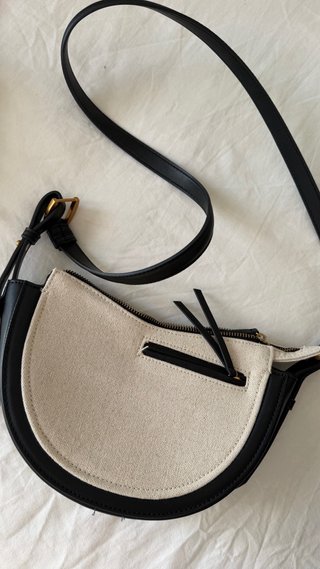 Bolso Bandolera Beige y Negro ZARA