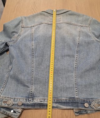 Cazadora vaquera Massimo Dutti