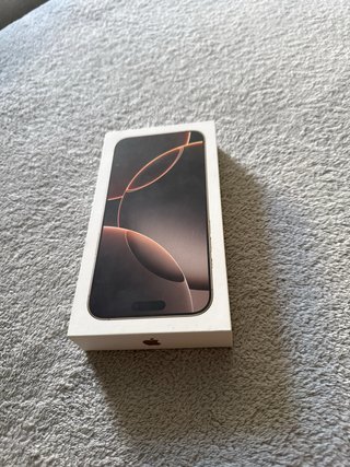 iPhone 16 Pro Max 256GB Dorado Nuevo