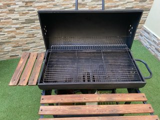 Barbacoa de jardín metal y madera