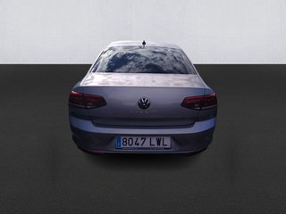 Volkswagen Passat Executive 2.0 TDI 90 kW (122 CV) DSG