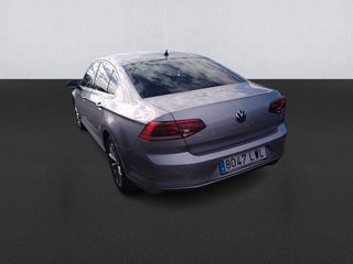 Volkswagen Passat Executive 2.0 TDI 90 kW (122 CV) DSG