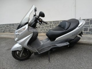 Suzuki Burgman 150 Plata