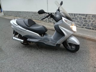 Suzuki Burgman 150 Plata