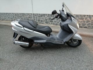 Suzuki Burgman 150 Plata