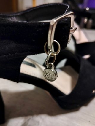 XTI Sandalias Tacón Fiesta Negro