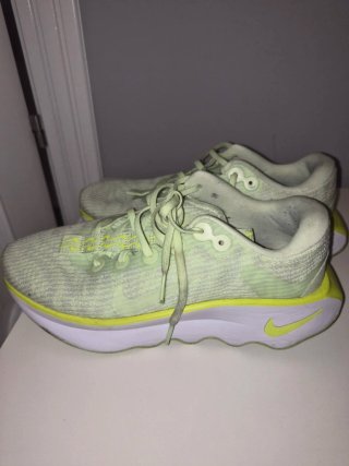 Zapatillas Nike Verdes y Amarillas