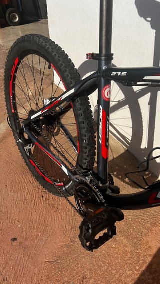Bicicleta MTB 27.5