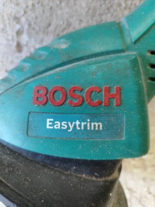 Cortacésped Bosch Easytrim Eléctrico