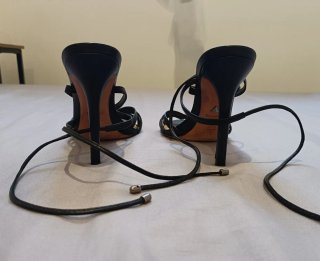 Sandalias Schutz Piel Tacón Alto Negras