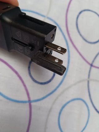 Adaptador de viaje USB-C y USB-A