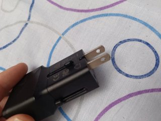Adaptador de viaje USB-C y USB-A