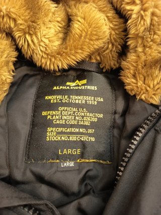 Parka Alpha Industries Negra Talla L