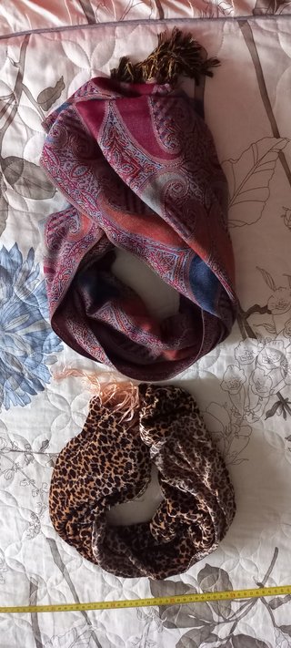 Set 2 Sciarpe Stole Motivi Paisley e Leopardo