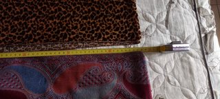 Set 2 Sciarpe Stole Motivi Paisley e Leopardo