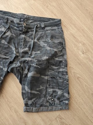 Pantalón corto militar camuflaje