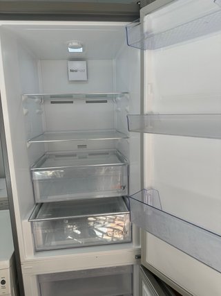 Nevera Beko Inox Semi Nueva