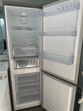 Nevera Beko Inox Semi Nueva