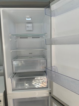 Nevera Beko Inox Semi Nueva