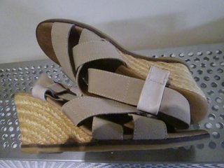 SANDALIAS DE CUÑA CON SUELA DE ESPARTO NUMERO 35