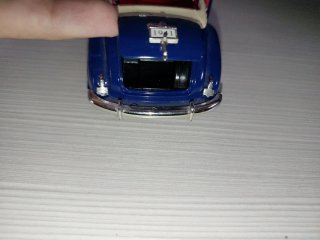 Raro Modellino Buick Roadmaster Convertible 1/24
