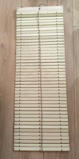 Persiana Enrollable PVC Marfil. 9€/ unidad.