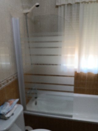 Mampara de ducha cristal y plástico