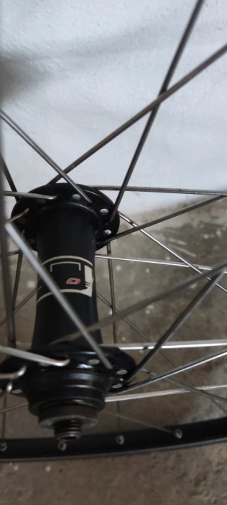Rueda de bicicleta de carretera