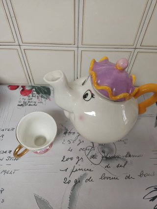 Sra Potts y Chip Bella y Bestia Cerámica
