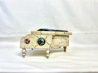 Caja de música piano vintage